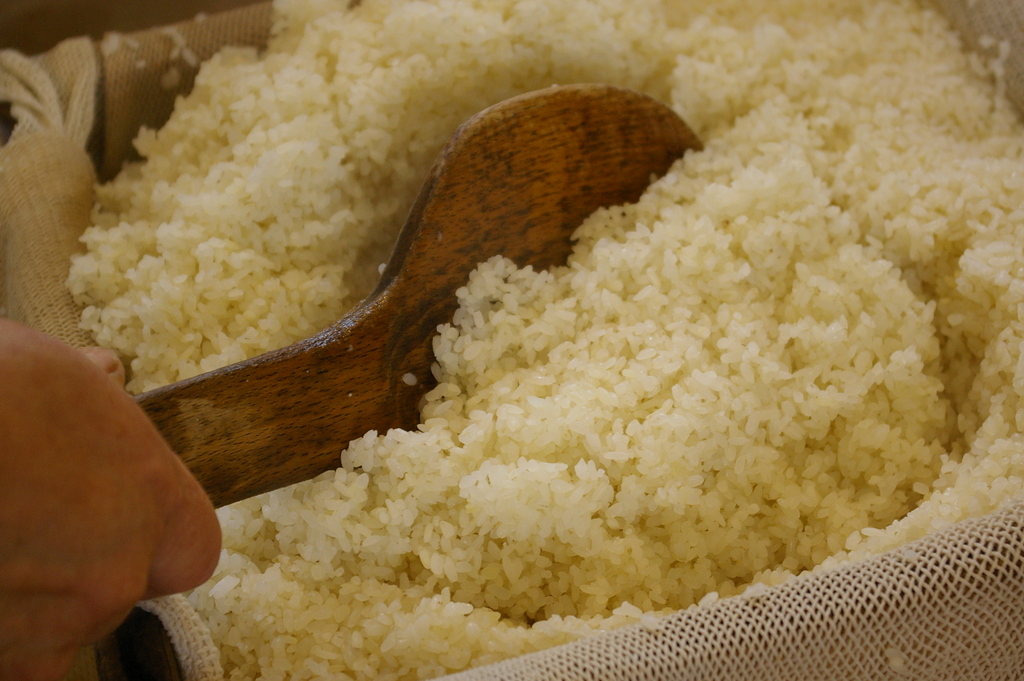 「コシヒカリ」から作られた米酢 「コシヒカリ」から作られた米酢